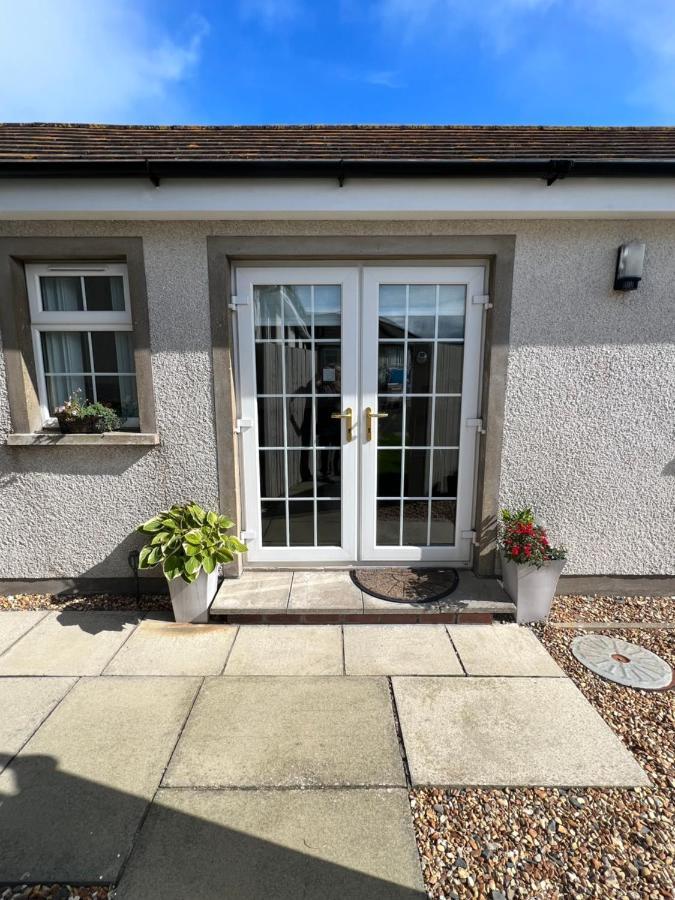 Smythe Cottage Kirkistown エクステリア 写真